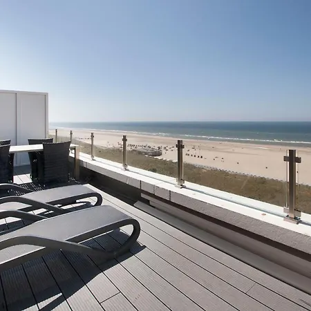 Met Uniek Zeezicht *