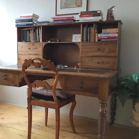 Apartment Met Uniek Zeezicht