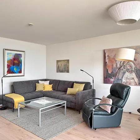 Apartment Met Uniek Zeezicht