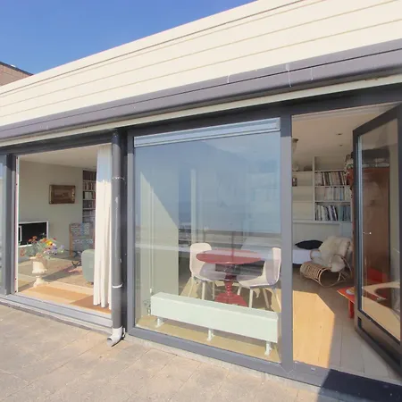 Met Uniek Zeezicht Apartment