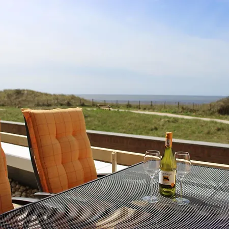 Met Uniek Zeezicht * Egmond aan Zee