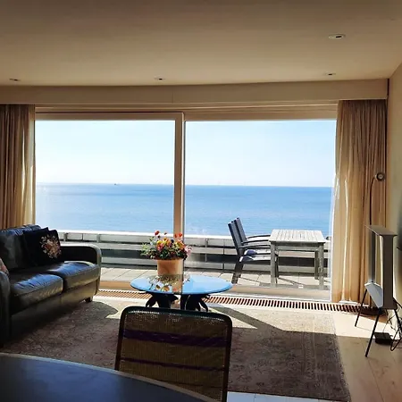 Met Uniek Zeezicht *