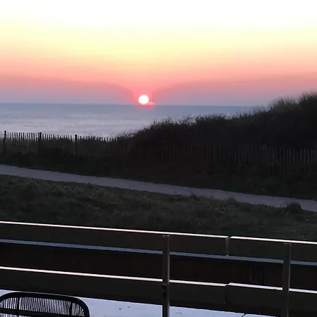 Apartment Met Uniek Zeezicht *